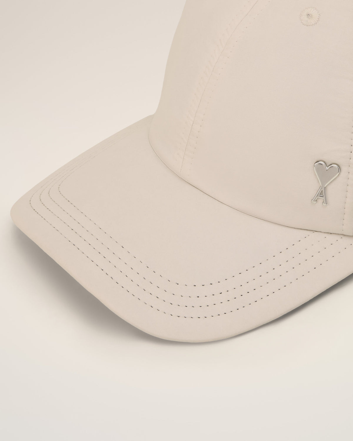 Ami de Coeur Studs Cap